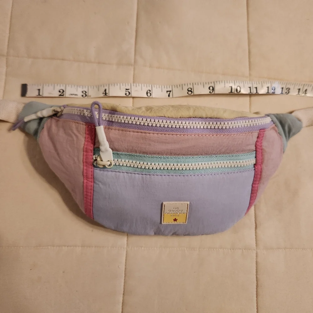 Zara Kids Belt Bag, fanny pack, Travel Lightweight EUC, Pastel, Pink, Purple